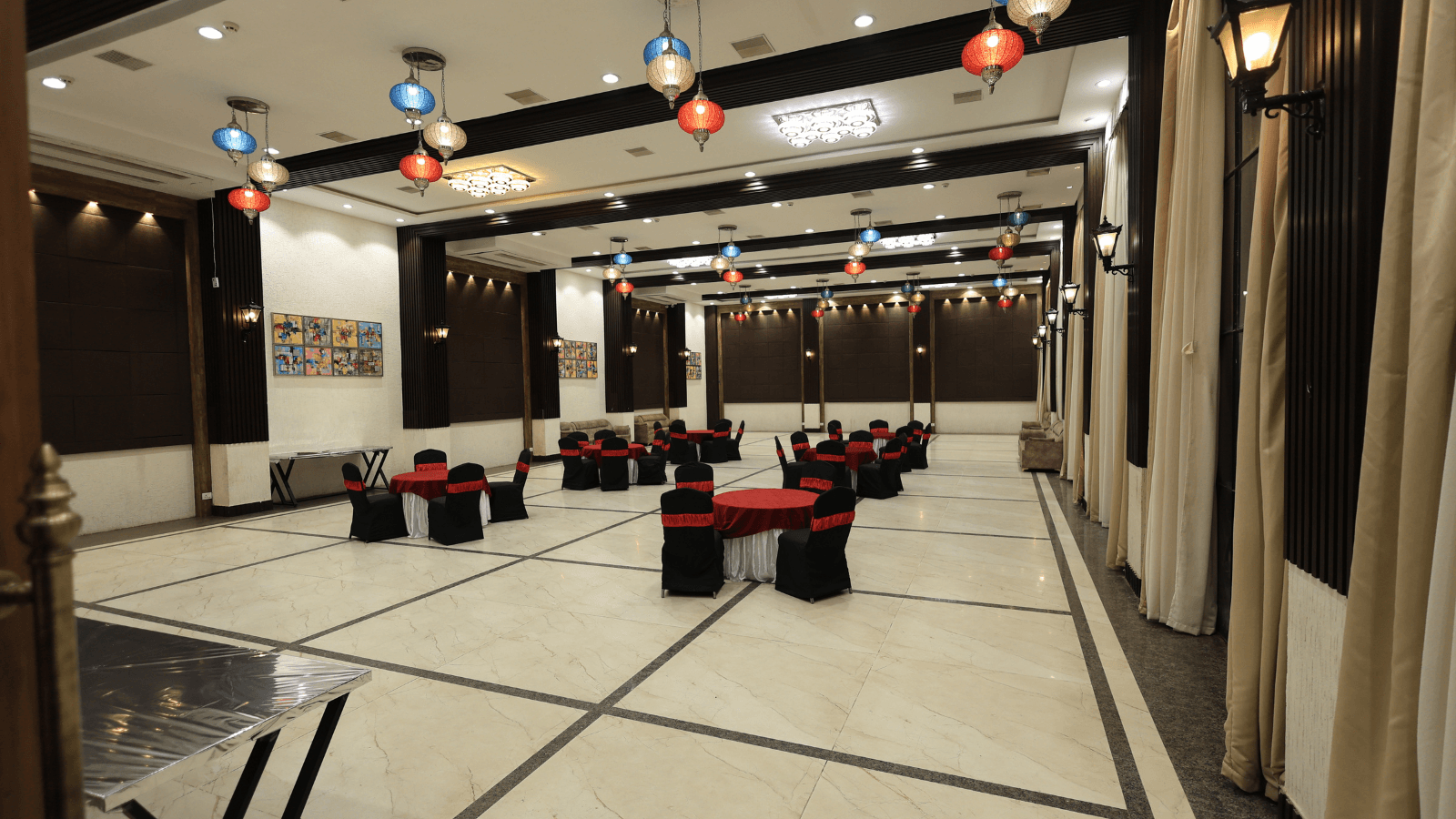 Leaf Banquet Hall